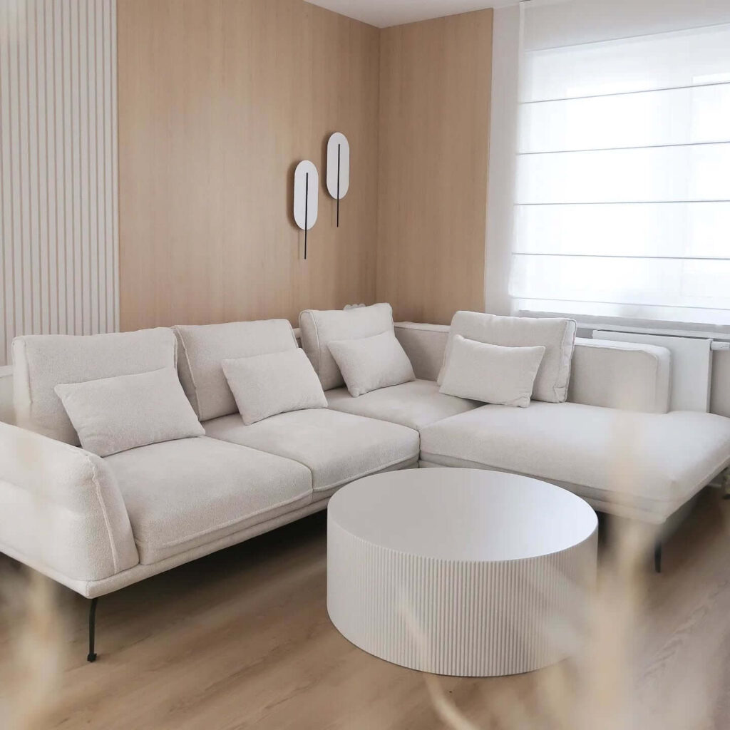 Japandi Living Room Ideas for Calm & Style 1