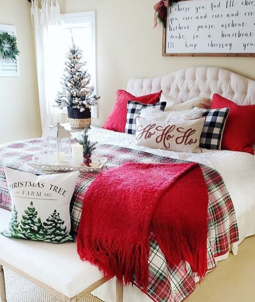 Christmas Bedroom Decor Ideas for Cozy Vibes 10