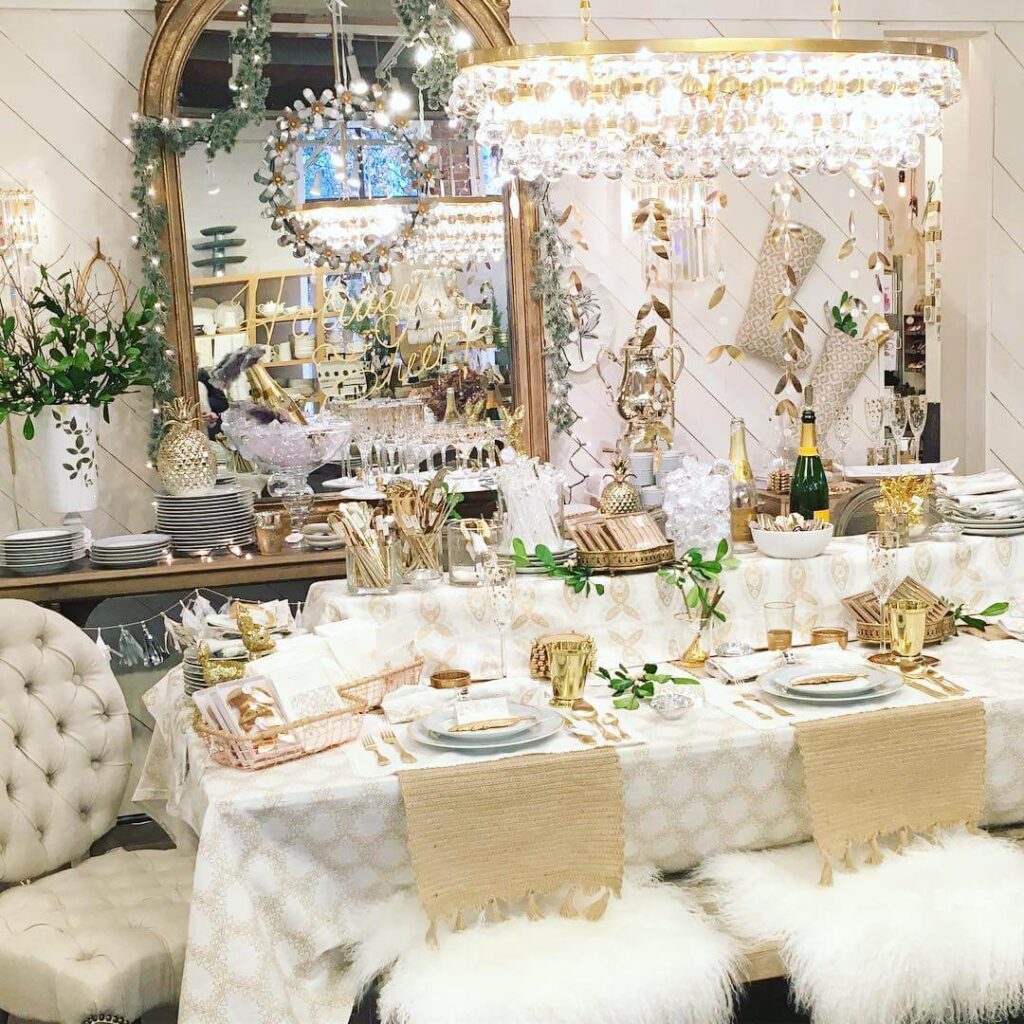 Glam Christmas Decor Ideas for a Luxe Look 10