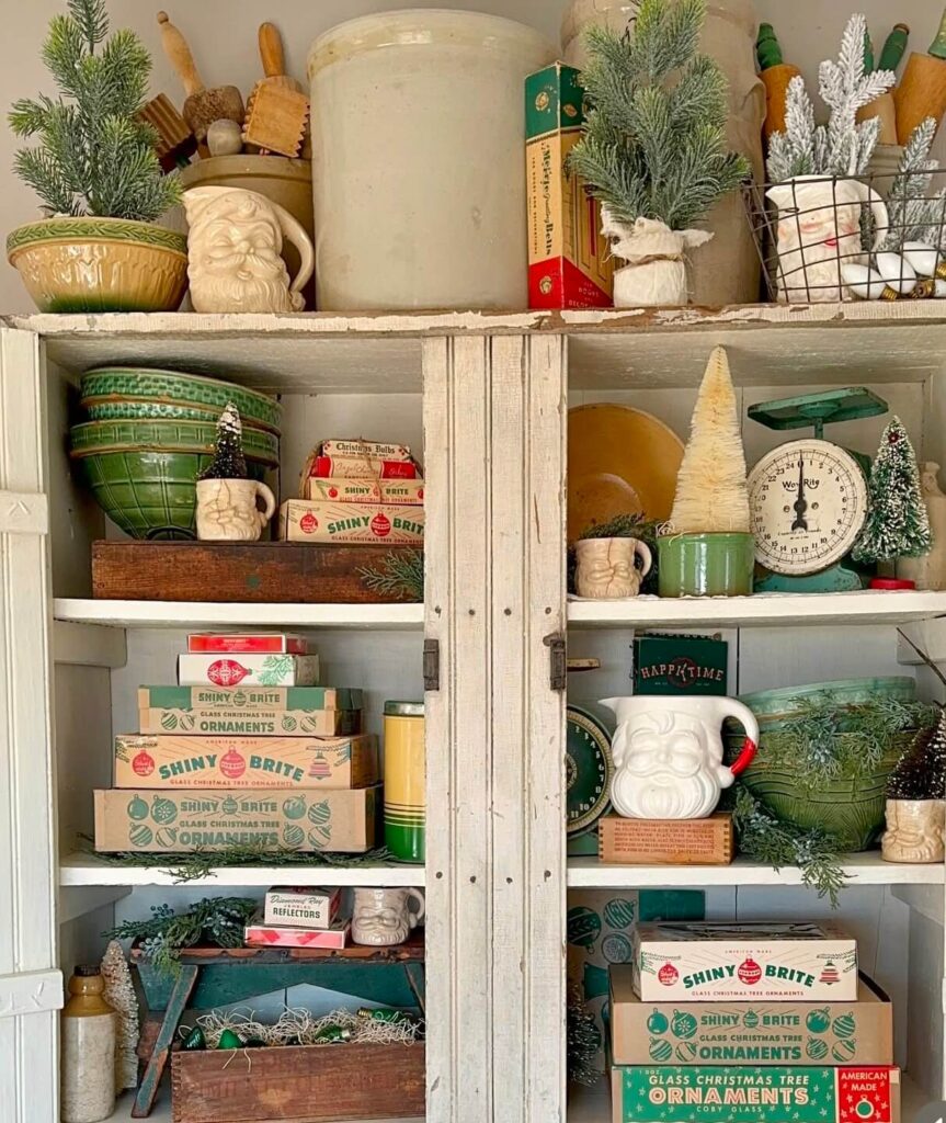 Small Space Christmas Decorating Ideas That Pop 10