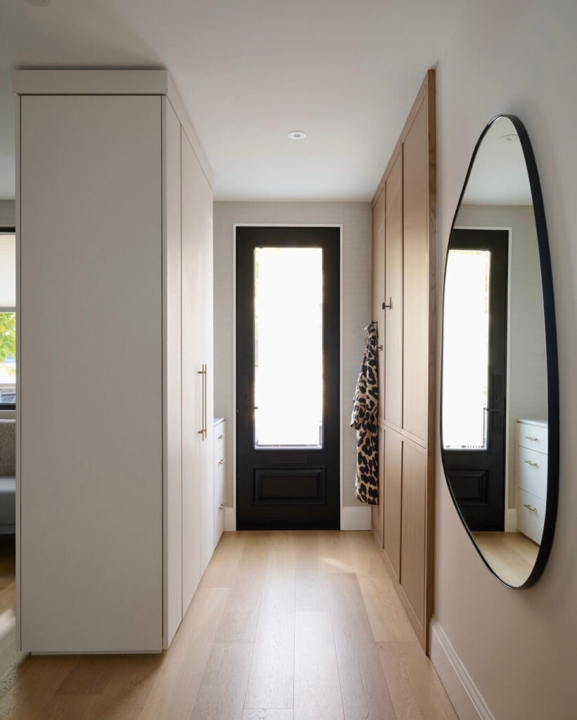 Entryway Ideas to Welcome in Style 10