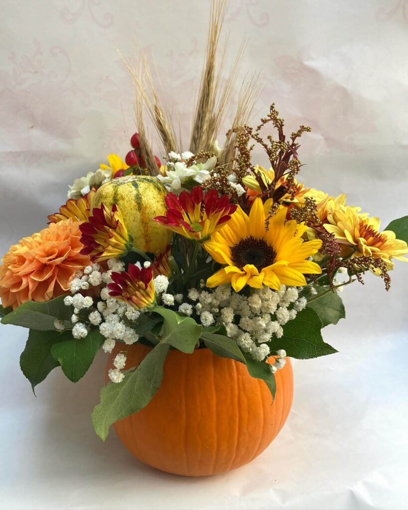 Festive Thanksgiving Centerpieces on a Budget 11