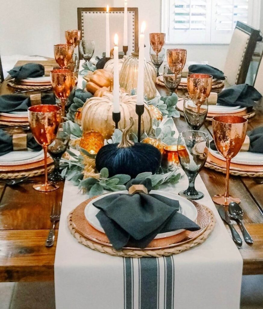 Thanksgiving Table Setting Ideas to Impress Guests 11