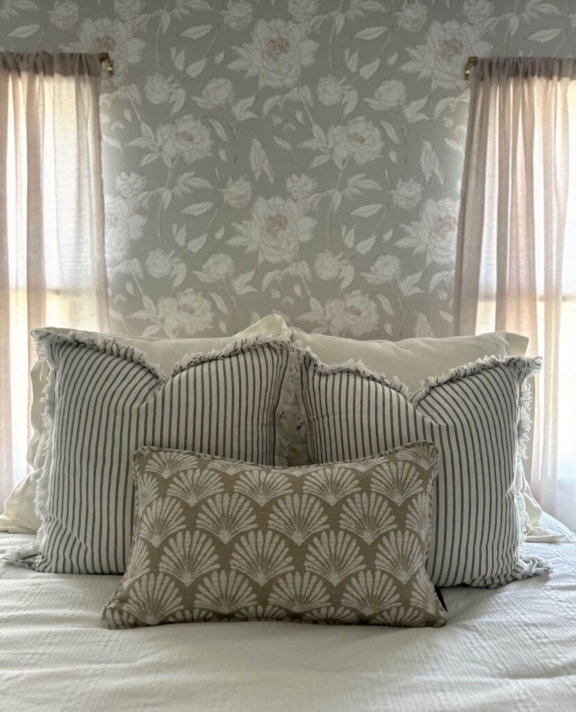 Best Bedroom Color Combinations to Try Now 11