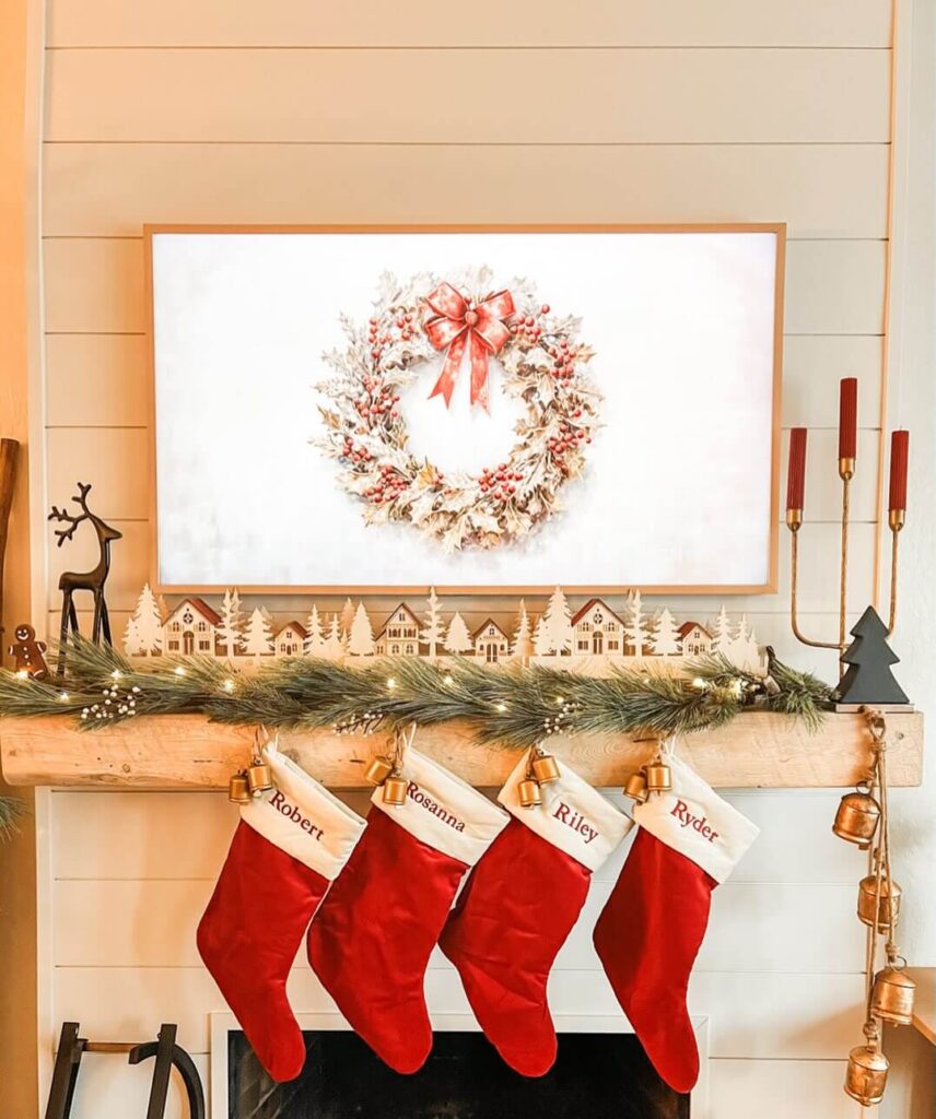 Thanksgiving Mantel Decor Ideas to Try Now 11