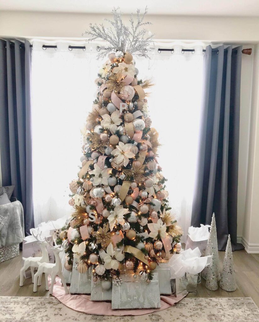 Glam Christmas Decor Ideas for a Luxe Look 11