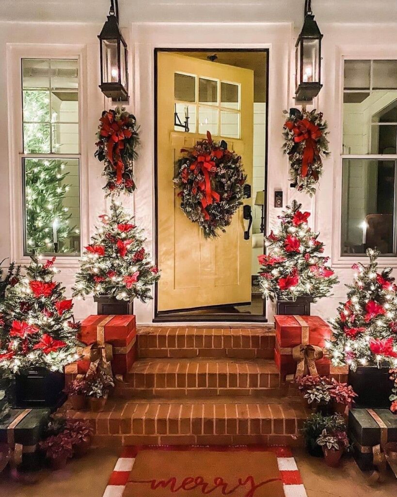 Front Porch Christmas Decor Ideas to Try Now 12