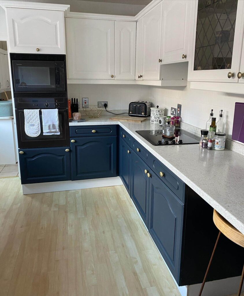Two-Tone Kitchen Cabinet Ideas to Try Now 12
