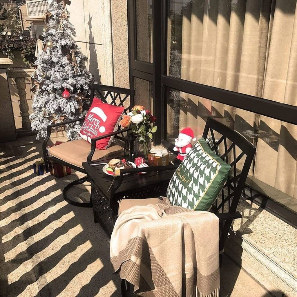 Glam Christmas Decor Ideas for a Luxe Look 12