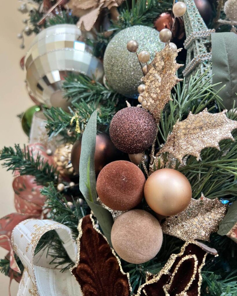 Christmas Tree Decor Ideas for Every Style 12