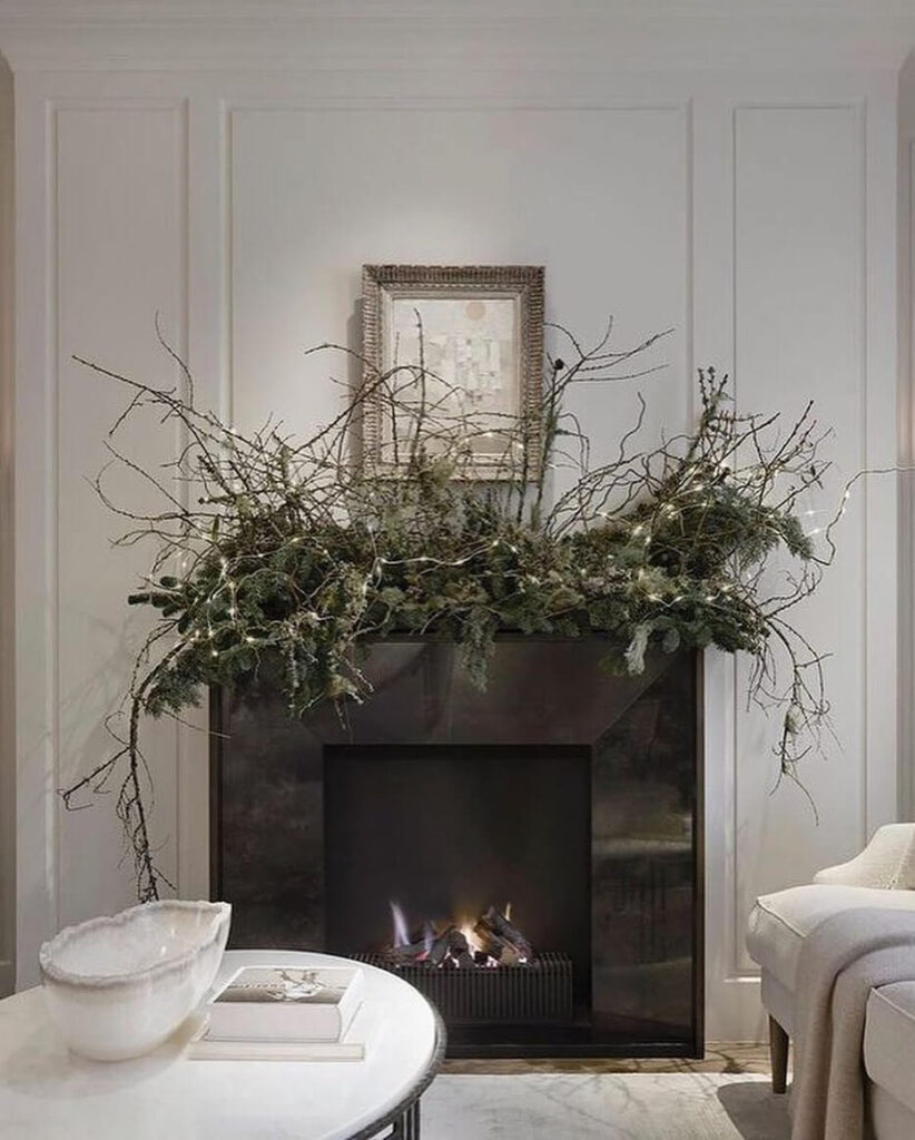 Christmas Mantel Decor Ideas to Try This Year 13