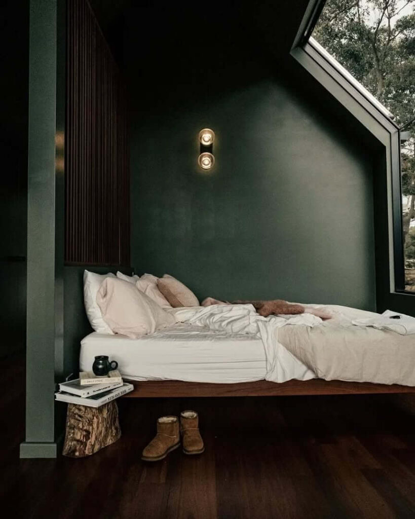 Christmas Bedding Ideas for a Festive Bedroom 13