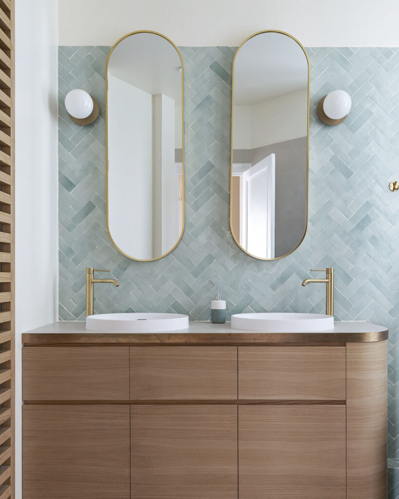 Stunning Bathroom Tile Ideas to Inspire You 13