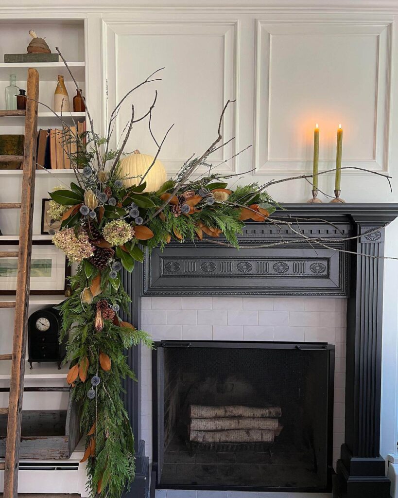 Thanksgiving Mantel Decor Ideas to Try Now 13