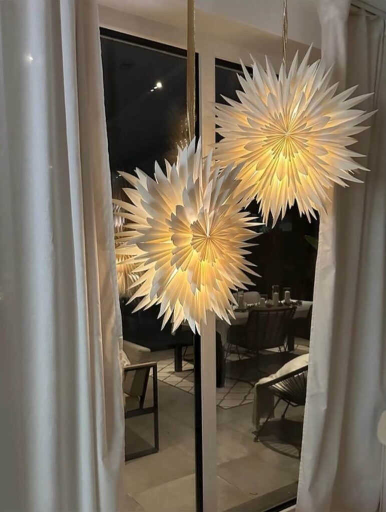 Christmas Lighting Ideas to Brighten the Season 14