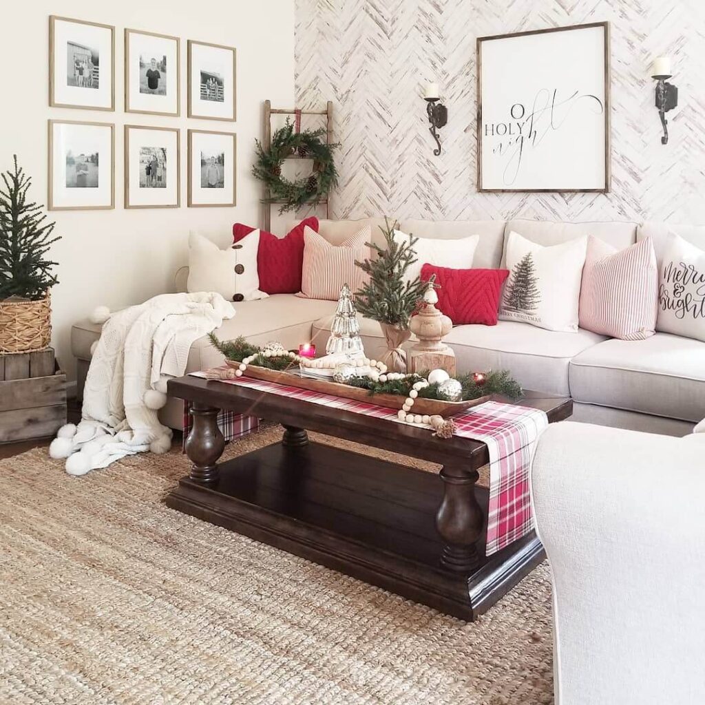 Budget Christmas Decor Ideas That Wow 14
