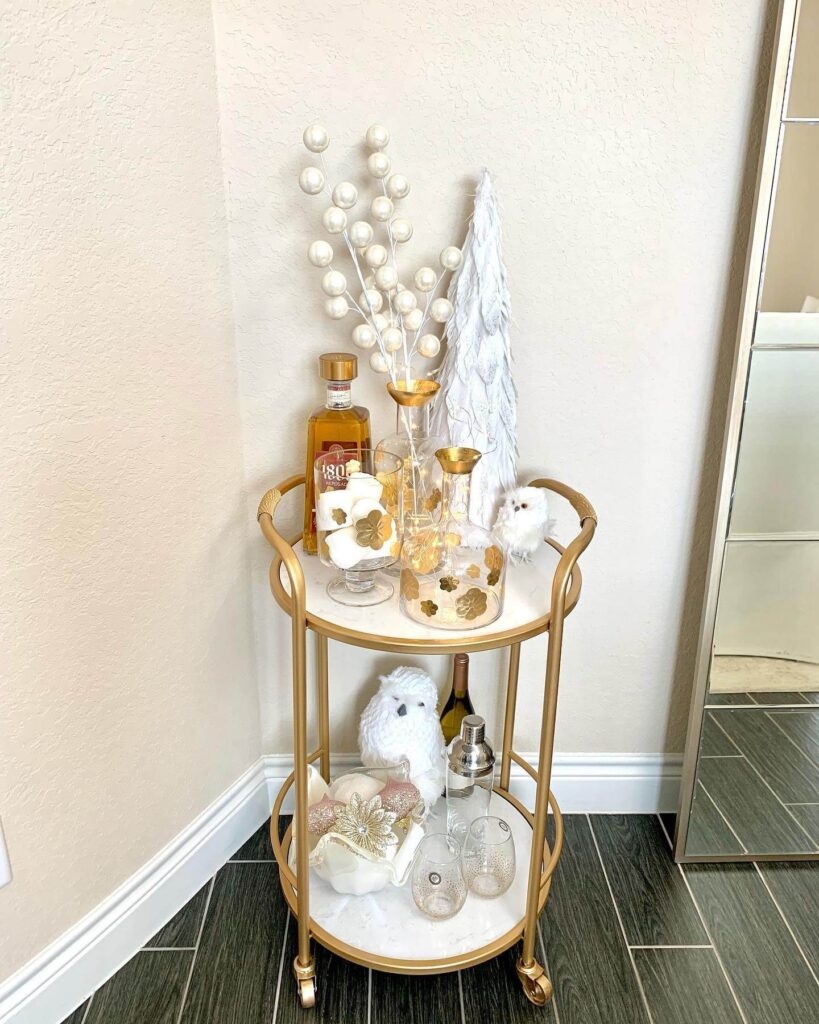 Glam Christmas Decor Ideas for a Luxe Look 15