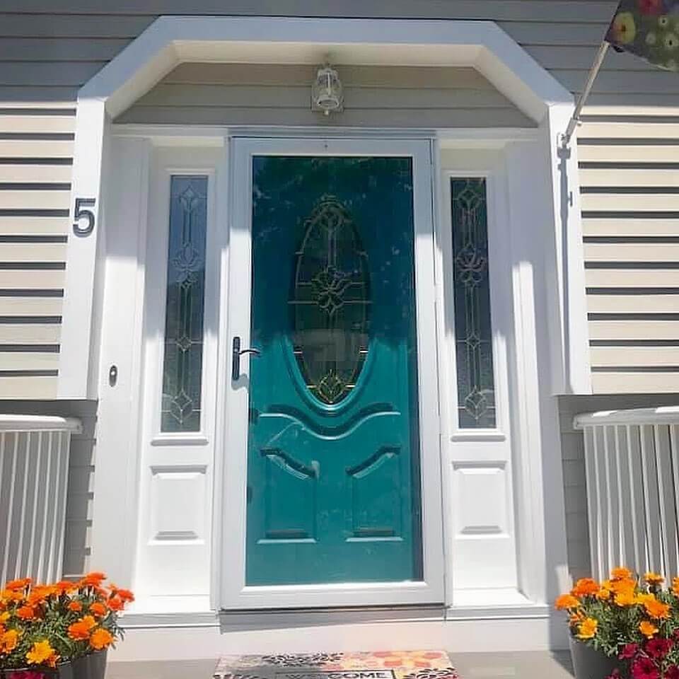Front Door Color Ideas to Boost Curb Appeal 15