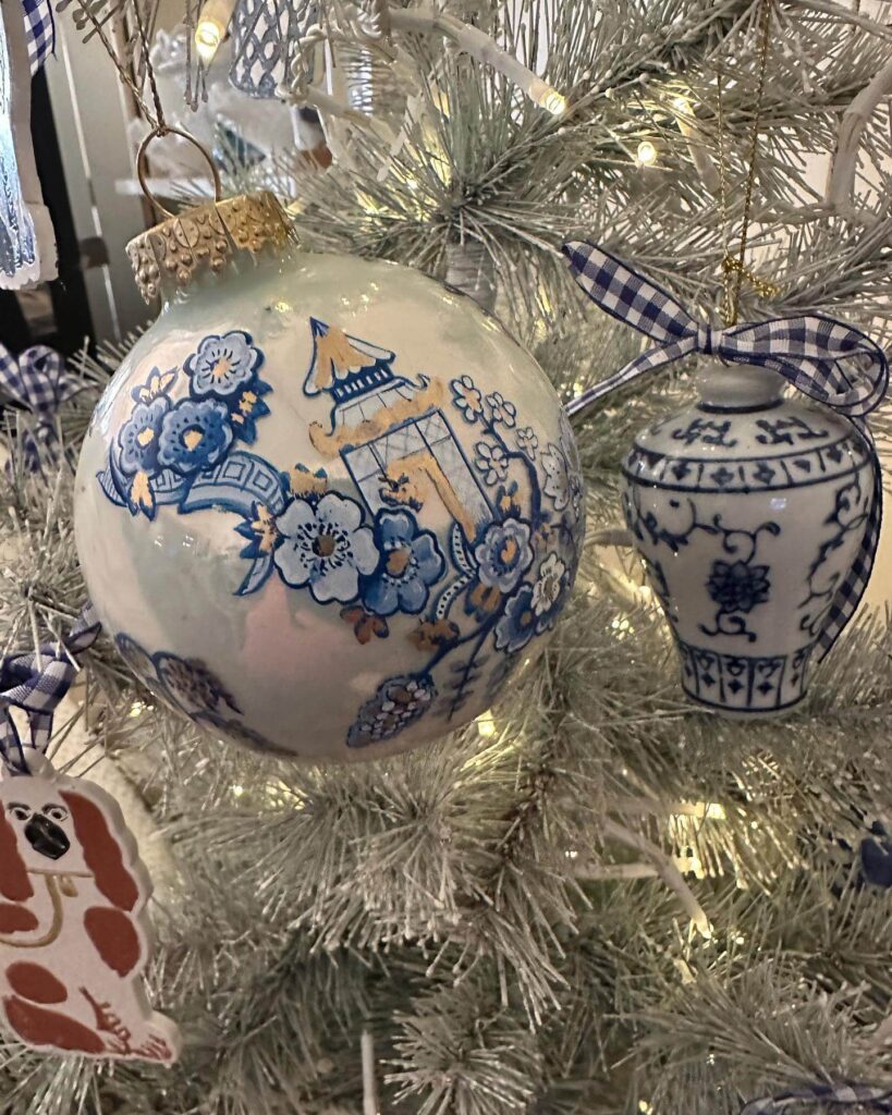 Blue and White Christmas Decor Ideas to Try 15