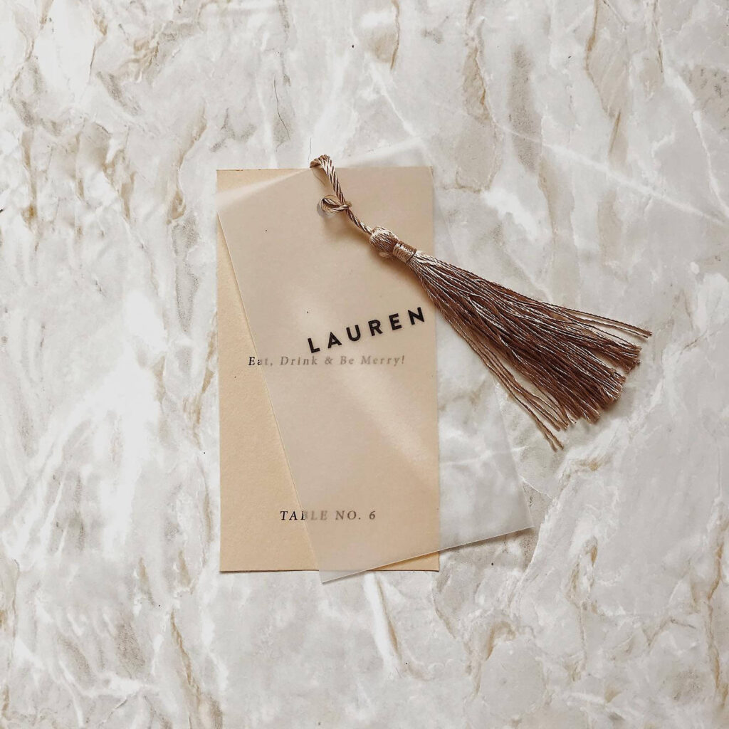 Wedding Place Card Ideas to Wow Your Guests 16