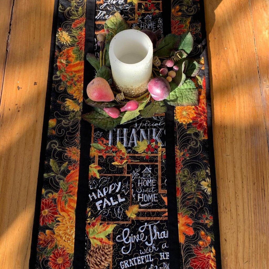 Thanksgiving Table Runner Ideas & Inspiration 16