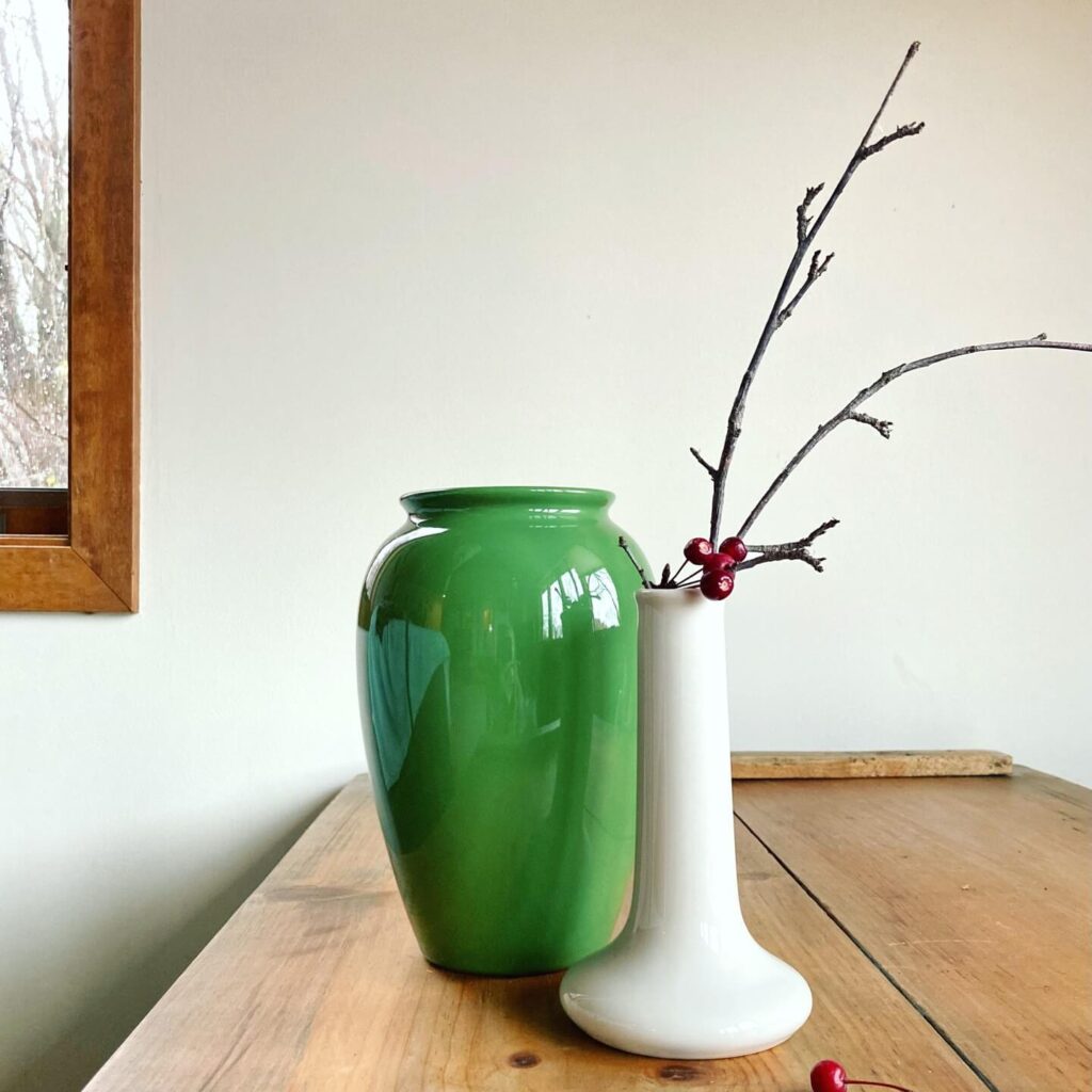 Minimalist Christmas Decor Ideas for a Calm Holiday 16