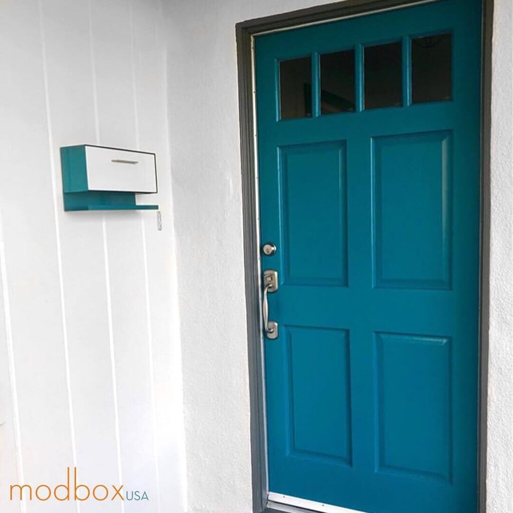 Front Door Color Ideas to Boost Curb Appeal 16