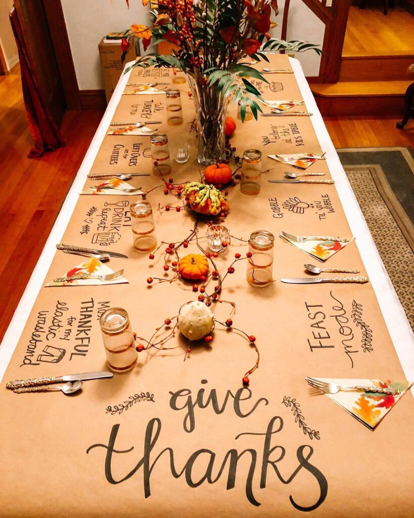 Thanksgiving Table Ideas to Inspire You 16