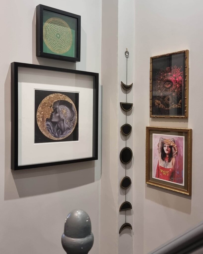 Creative Gallery Wall Layouts You’ll Love 16