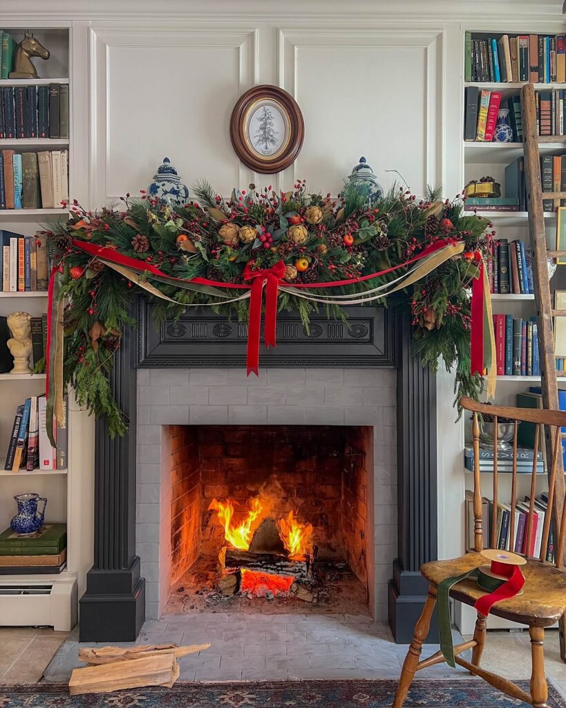 Thanksgiving Mantel Decor Ideas to Try Now 17