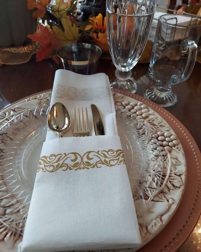 Thanksgiving Aesthetic Ideas for Every Style 17