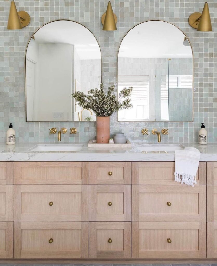Stunning Bathroom Tile Ideas to Inspire You 18