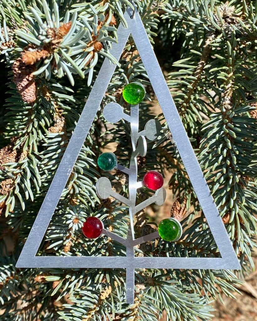 Christmas Tree Decor Ideas for Every Style 18