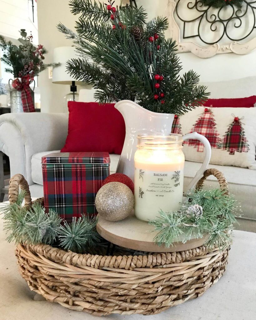 Christmas Vignette Ideas for Every Space 18
