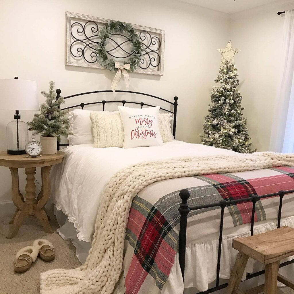 Christmas Bedroom Decor Ideas for Cozy Vibes 19
