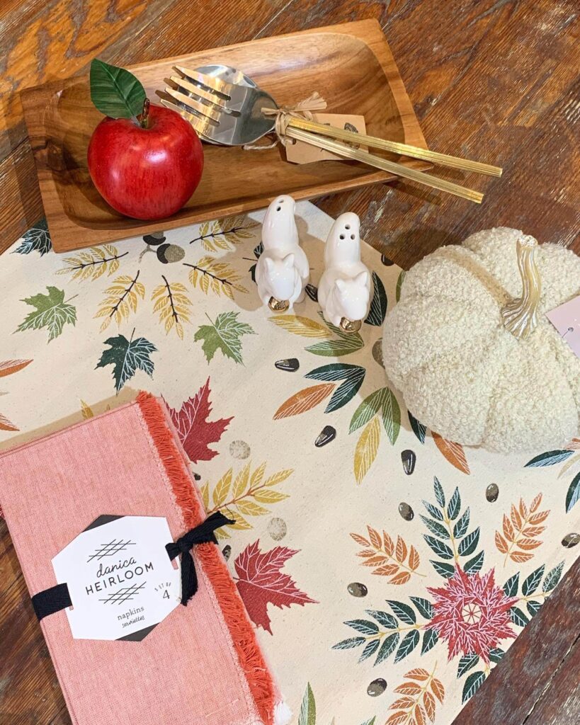 Thanksgiving Aesthetic Ideas for Every Style 19