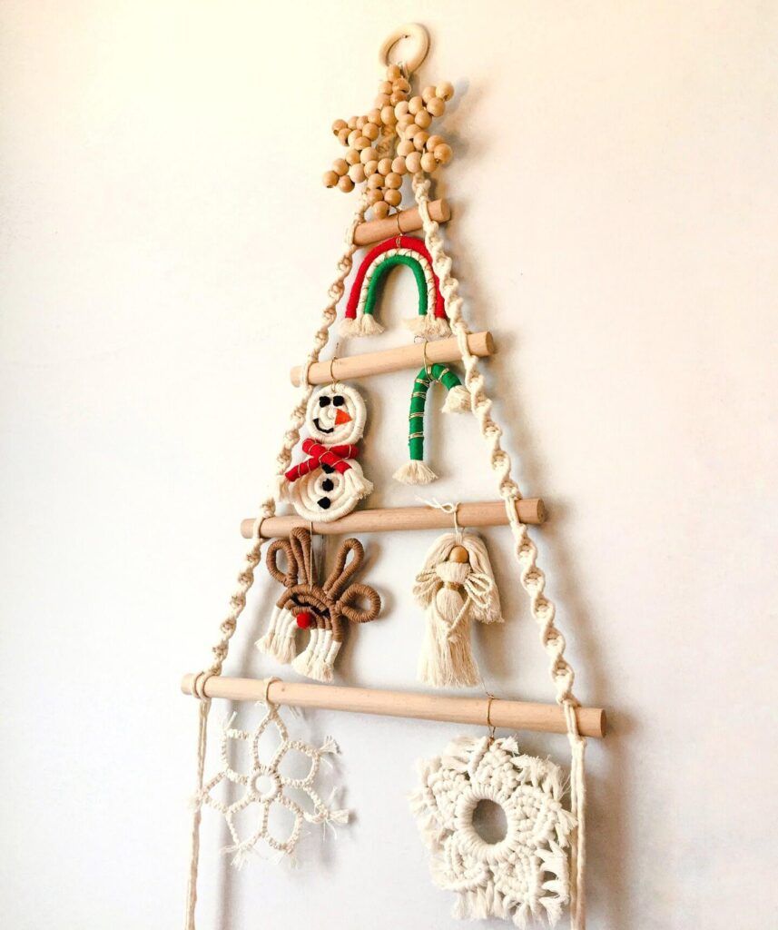 Minimalist Christmas Decor Ideas for a Calm Holiday 19