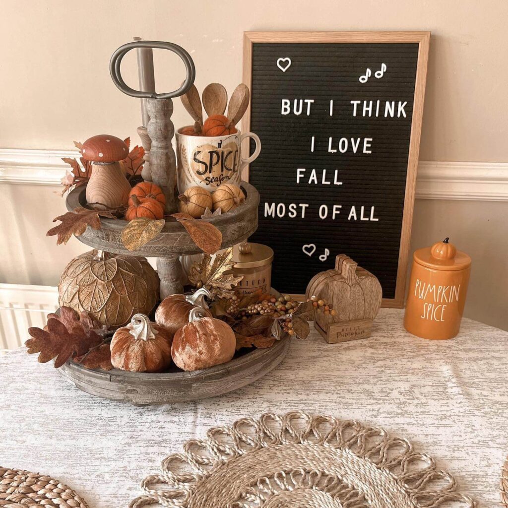 Tiered Tray Thanksgiving Ideas to Try Now 19