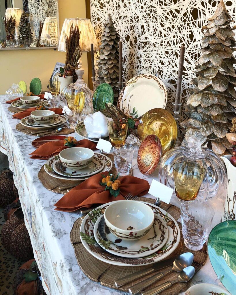 Thanksgiving Table Setting Ideas to Impress Guests 2