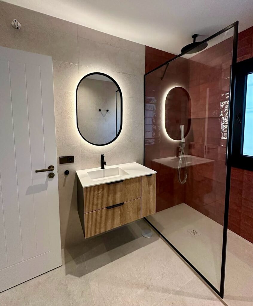 Stunning Bathroom Tile Ideas to Inspire You 20