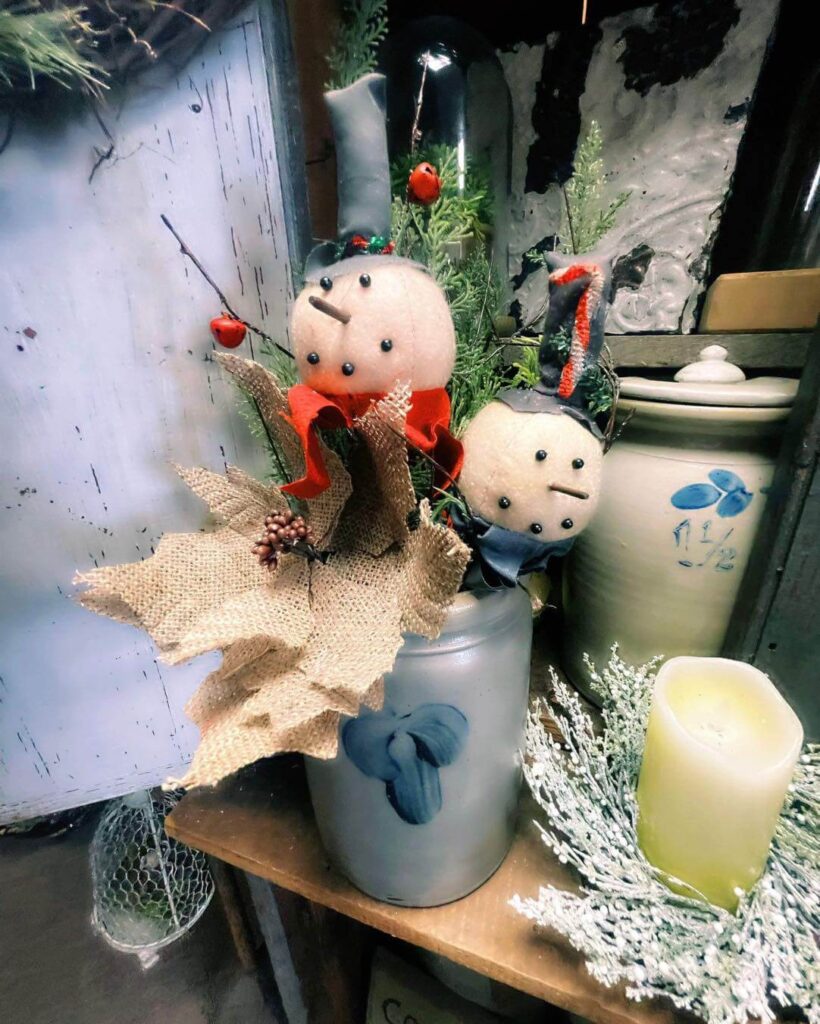 Farmhouse Christmas Decor Ideas You’ll Love 21