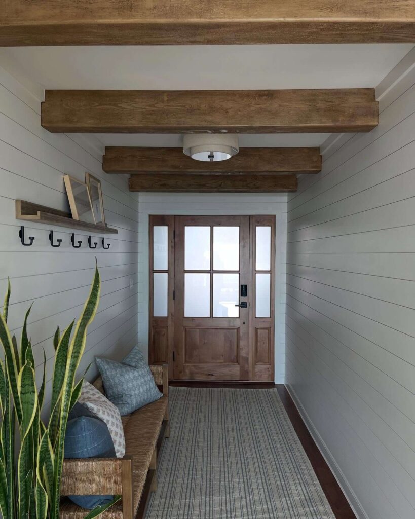 Entryway Ideas to Welcome in Style 23