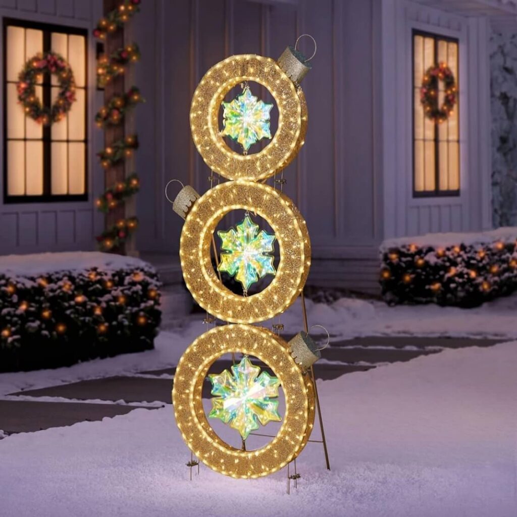 Christmas Yard Decor Ideas That Shine Bright 24