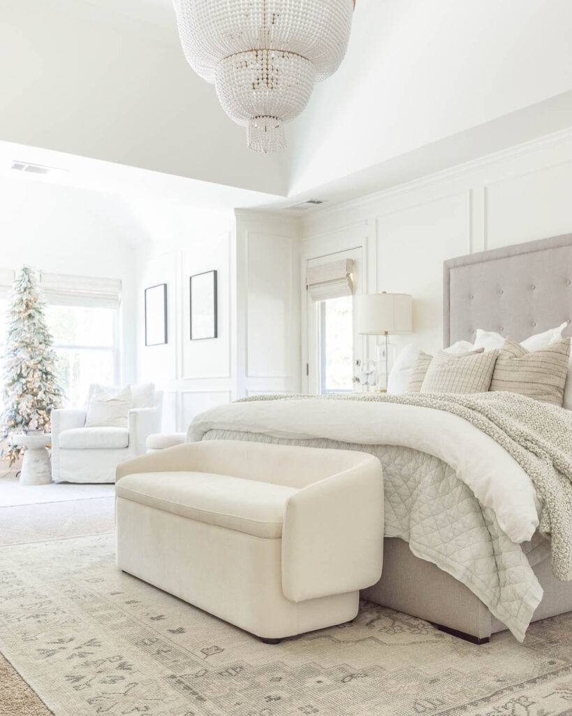 Christmas Bedroom Decor Ideas for Cozy Vibes 24