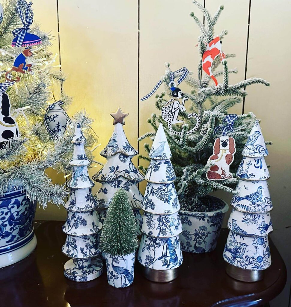 Blue and White Christmas Decor Ideas to Try 24