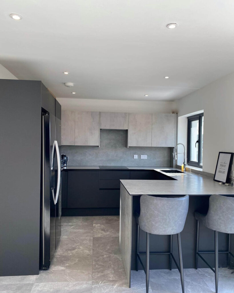 Two-Tone Kitchen Cabinet Ideas to Try Now 25