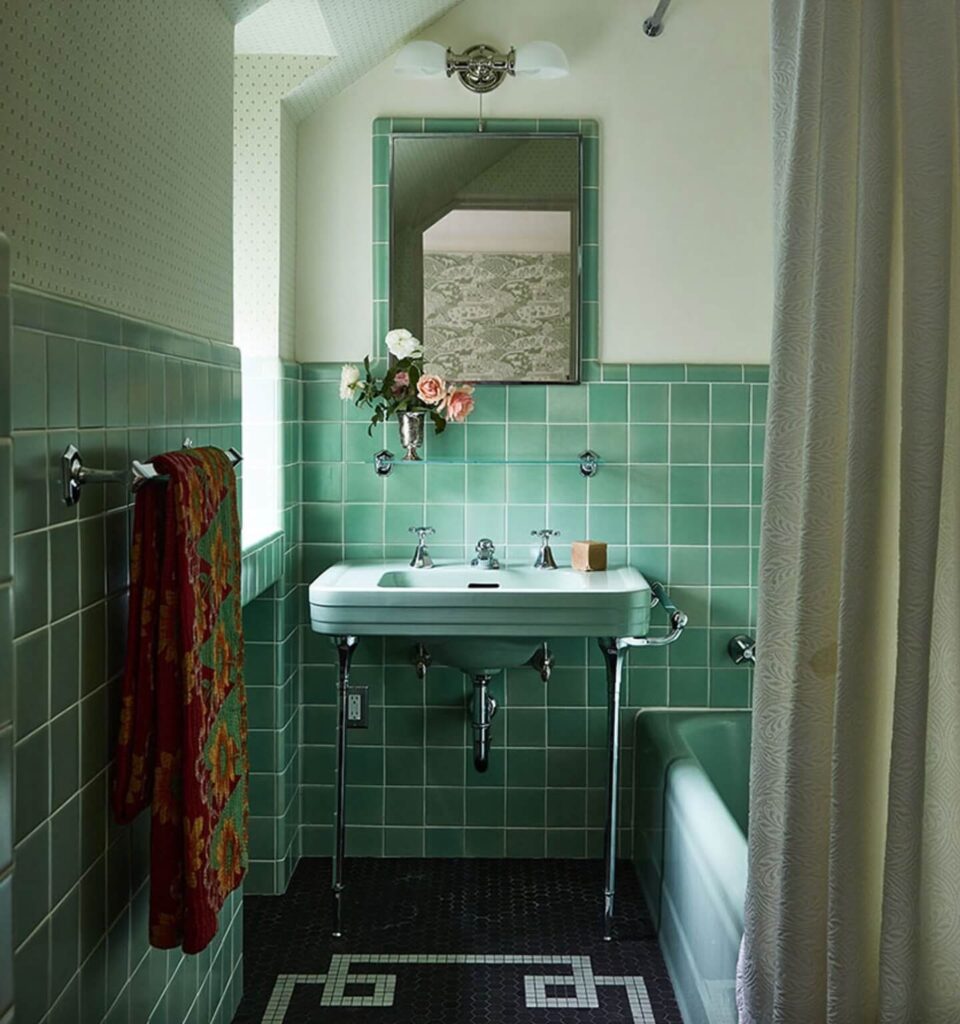 Stunning Bathroom Tile Ideas to Inspire You 26