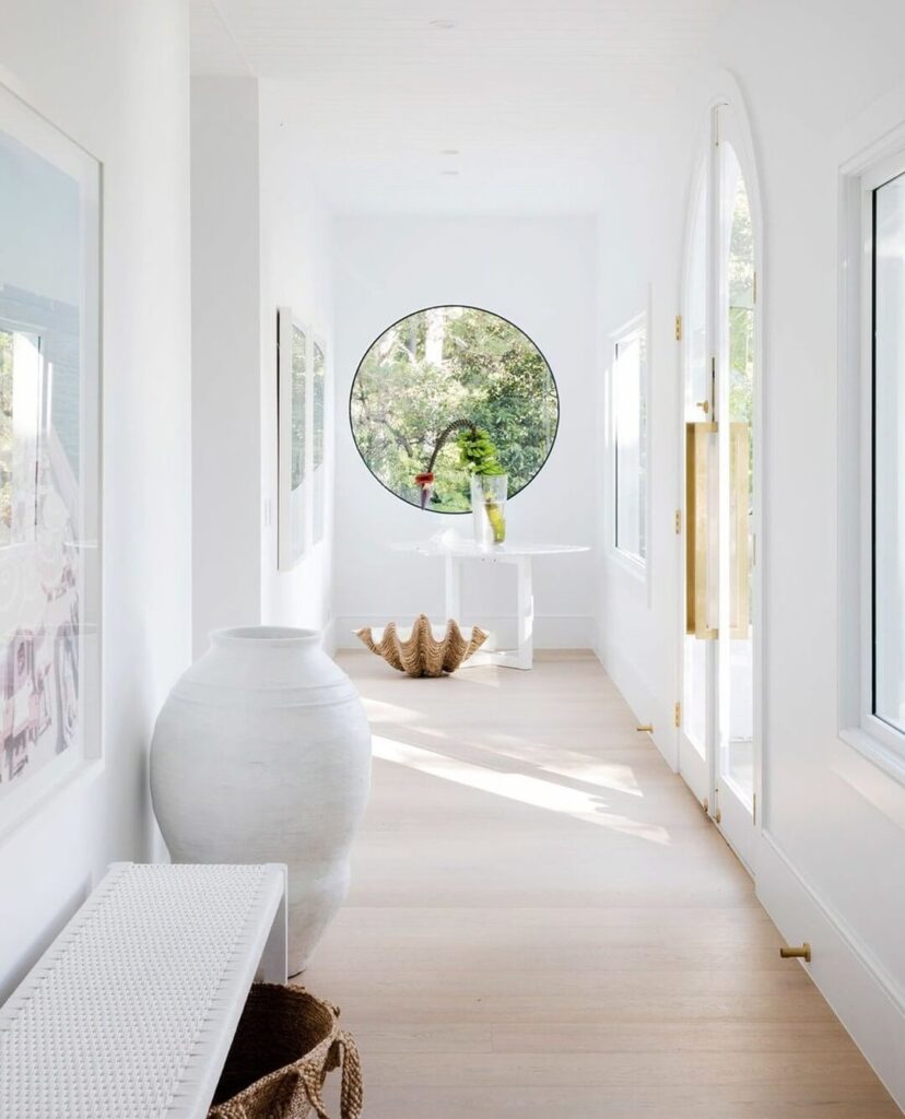 Entryway Ideas to Welcome in Style 26