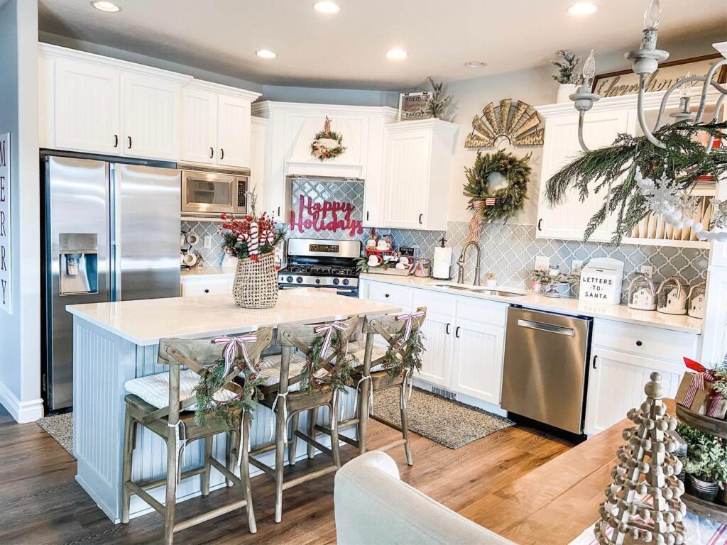 Christmas Kitchen Decor Ideas to Try Now 26