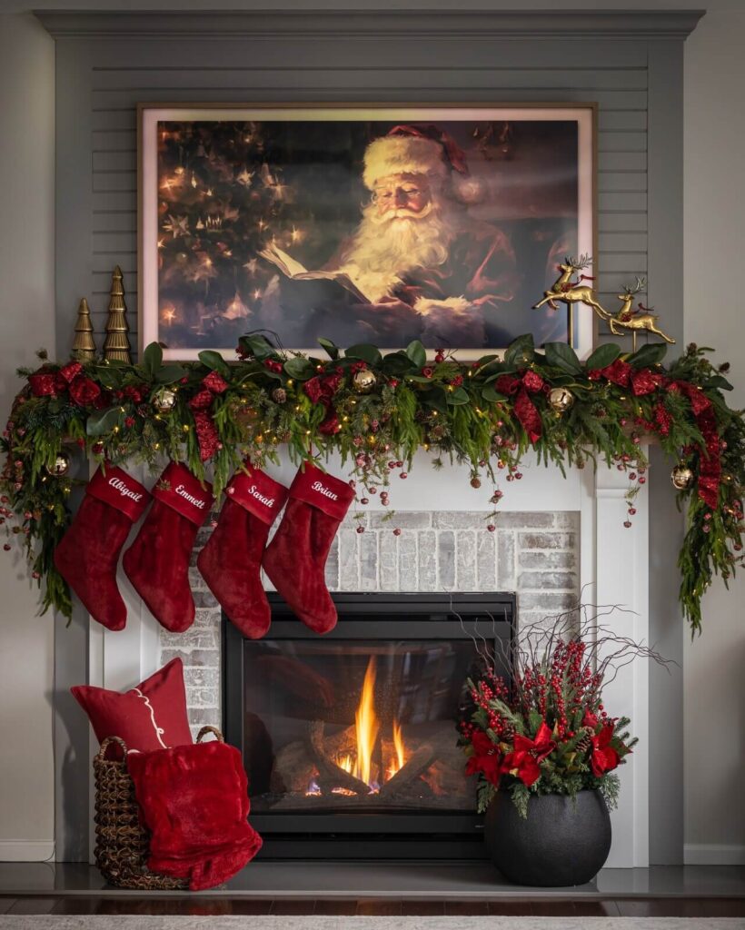Christmas Mantel Decor Ideas to Try This Year 26